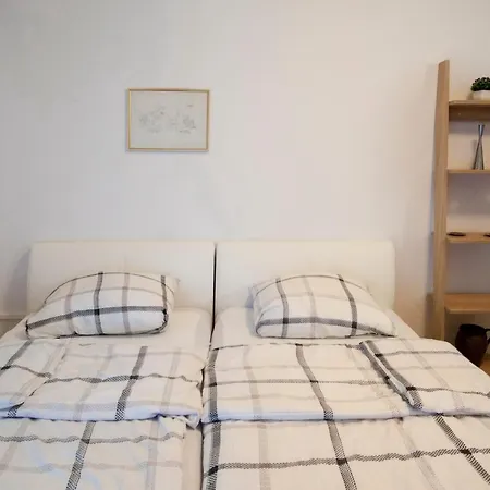 Studio Apartment Vijenac Osijek Exterior photo