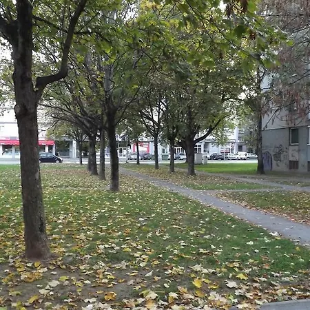 Studio Apartment Vijenac Osijek Exterior photo